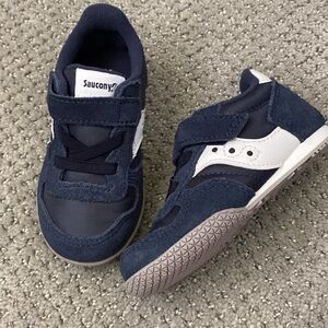 Toddler navy blue saucony sneakers